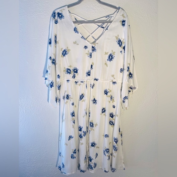 Torrid Mini Challis Skater Dress White Blue Floral Size 1X - Picture 1 of 7